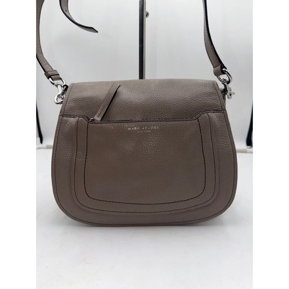 Marc Jacobs Empire City Messenger Taupe Pebbled Leather Crossbody Bag M0013044